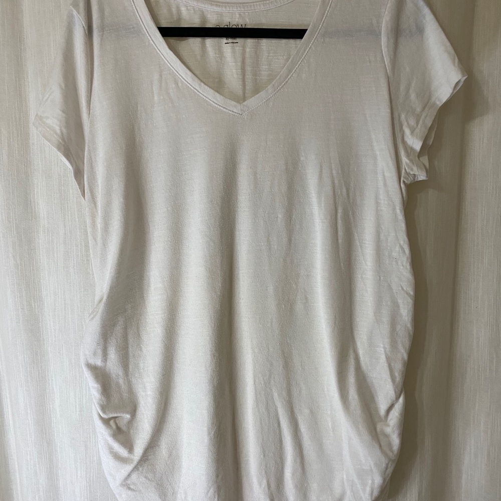 White maternity Tshirt